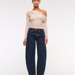 Viral Abercrombie & Fitch Mid Rise Barrel Jeans NWT 30 short